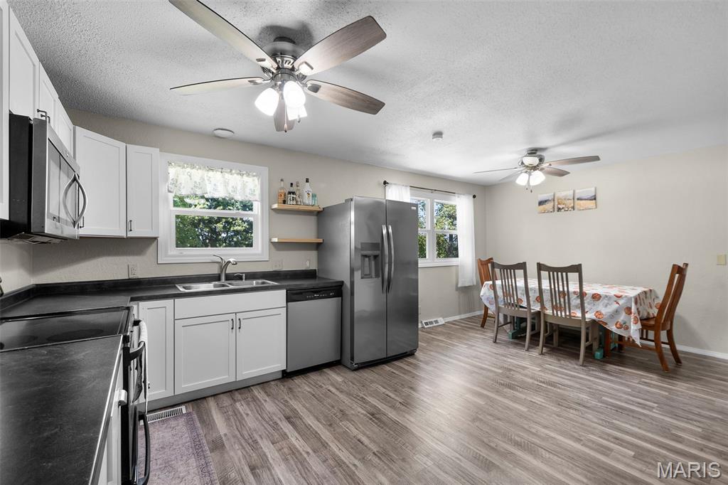 12 Jessie Street Property Photo 11