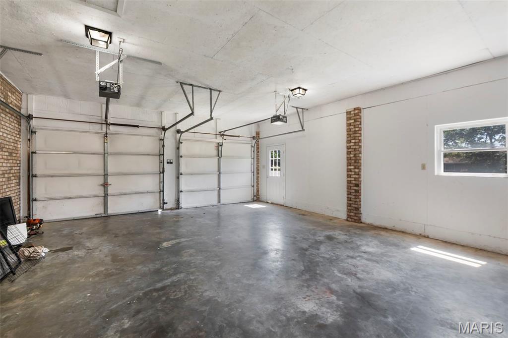 12 Jessie Street Property Photo 30
