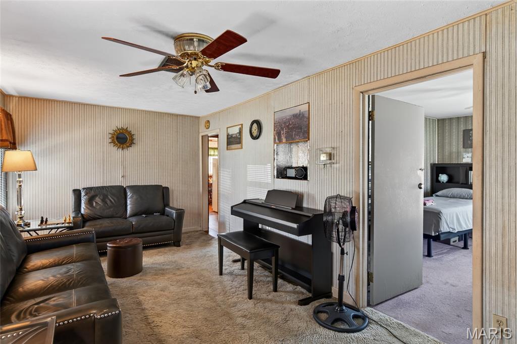 100 N Spilman Avenue Property Photo 7