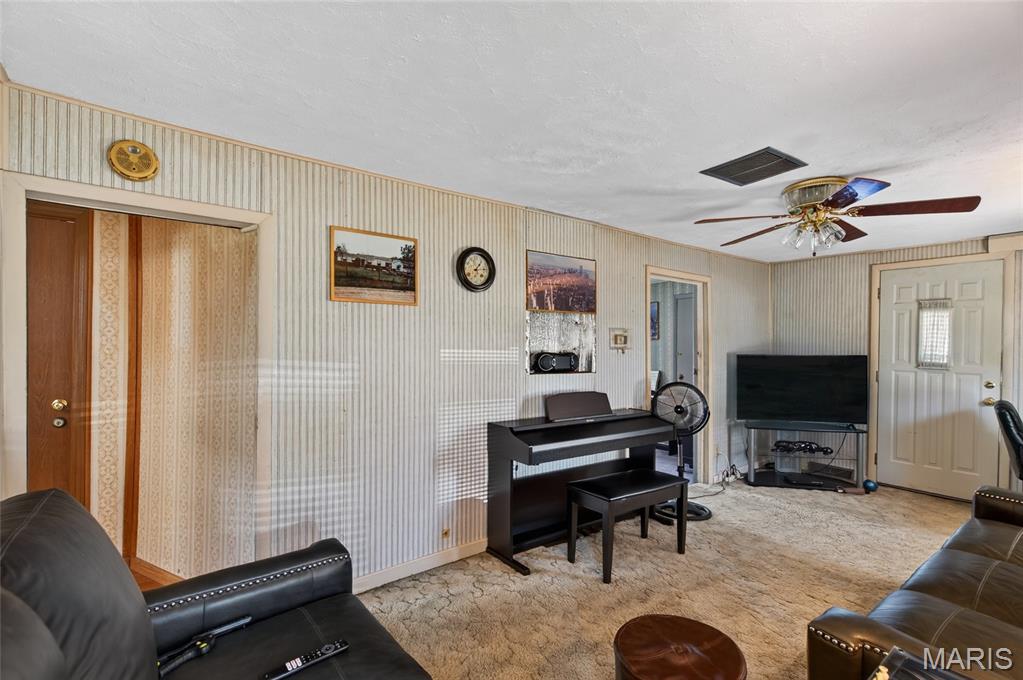 100 N Spilman Avenue Property Photo 9