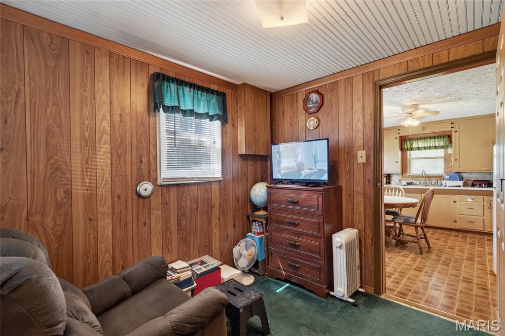 100 N Spilman Avenue Property Photo 15