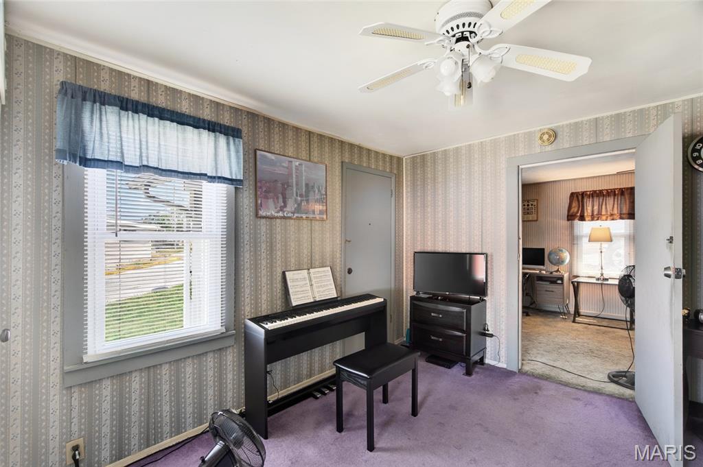 100 N Spilman Avenue Property Photo 19
