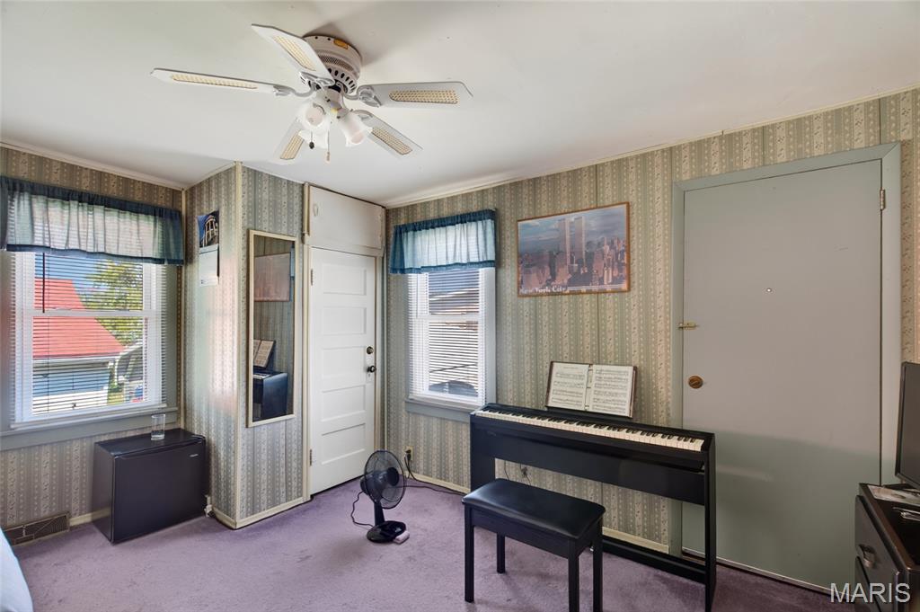 100 N Spilman Avenue Property Photo 20