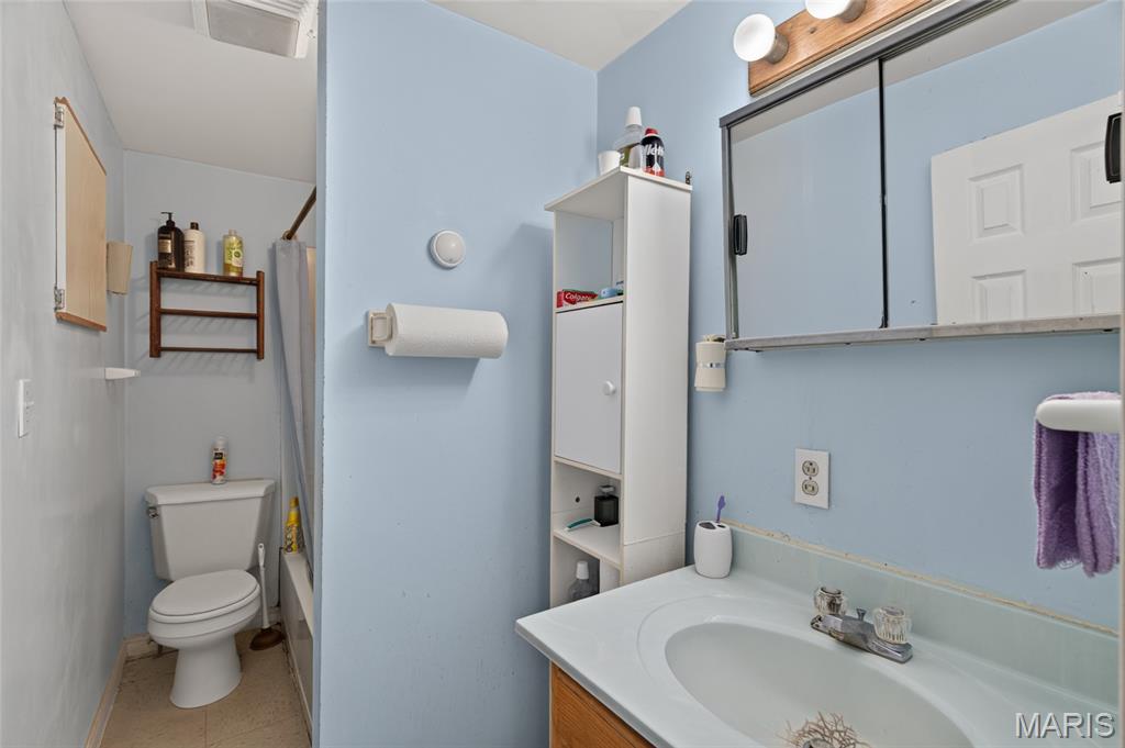 100 N Spilman Avenue Property Photo 21