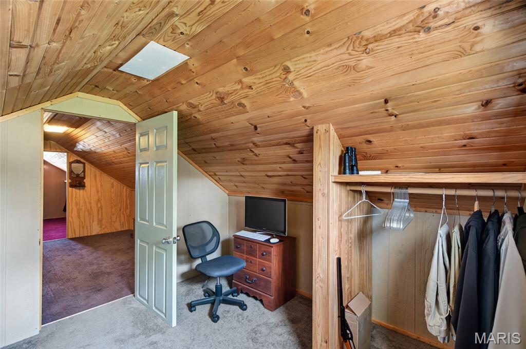100 N Spilman Avenue Property Photo 25