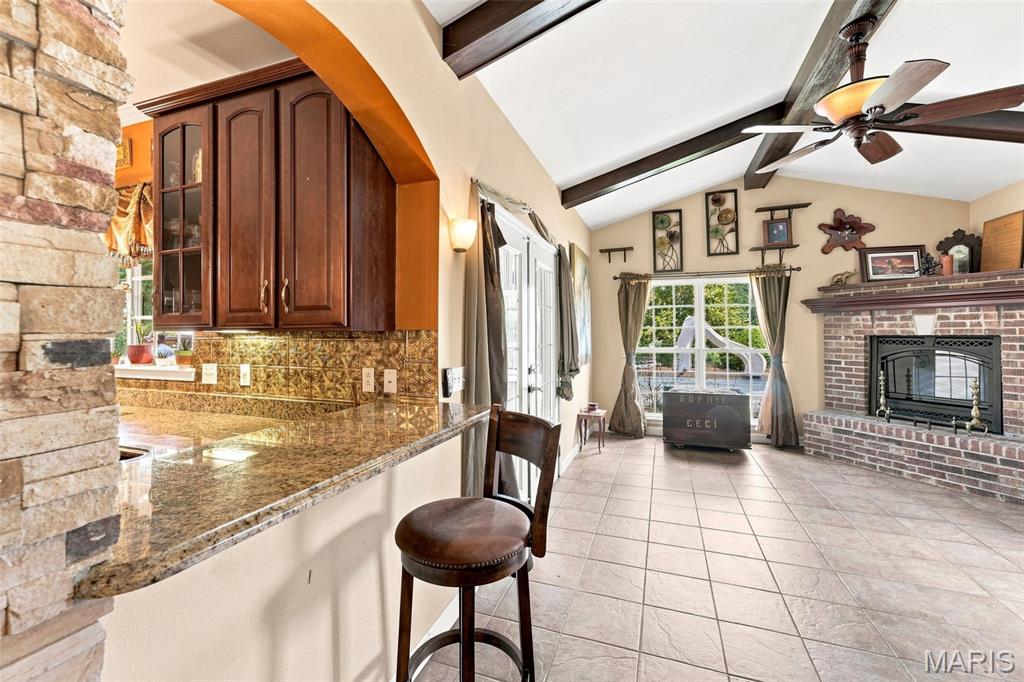 5025 Edinburg Court Property Photo 10