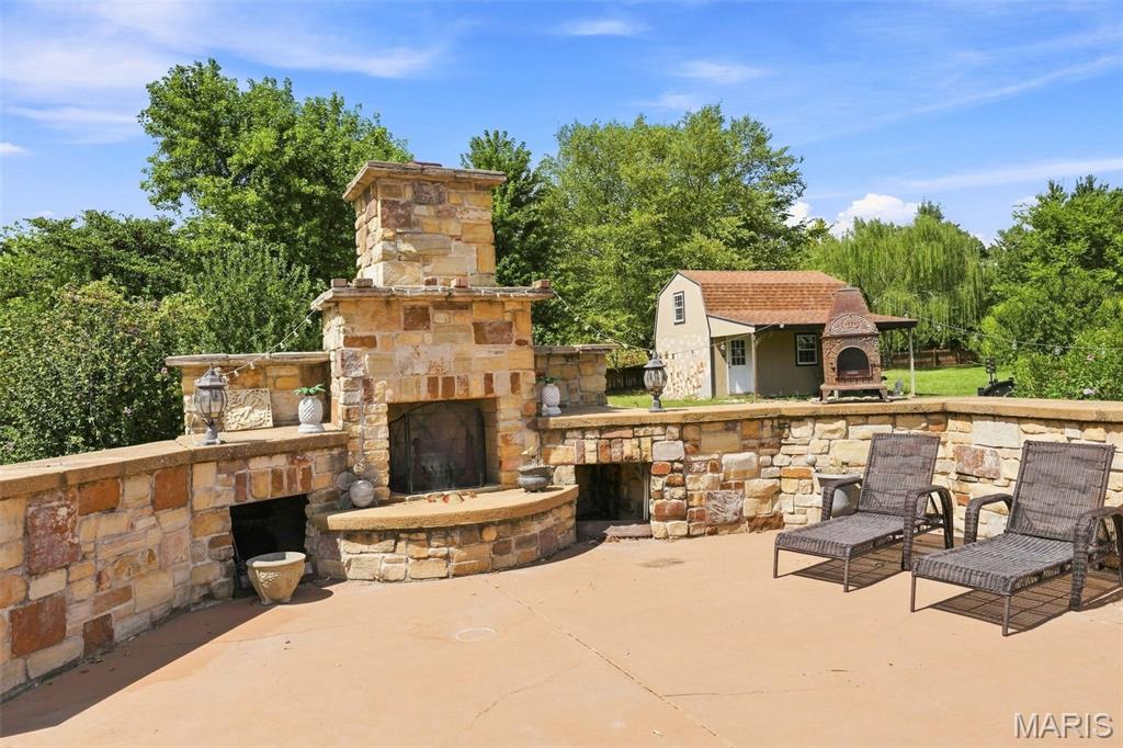 5025 Edinburg Court Property Photo 33