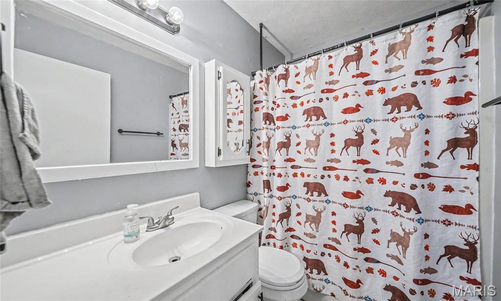 13964 Hickory Drive Property Photo 21