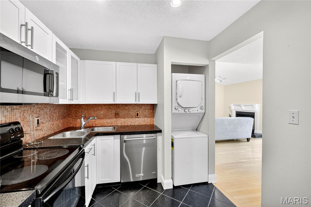 9067 Wrenwood Lane Property Photo 10