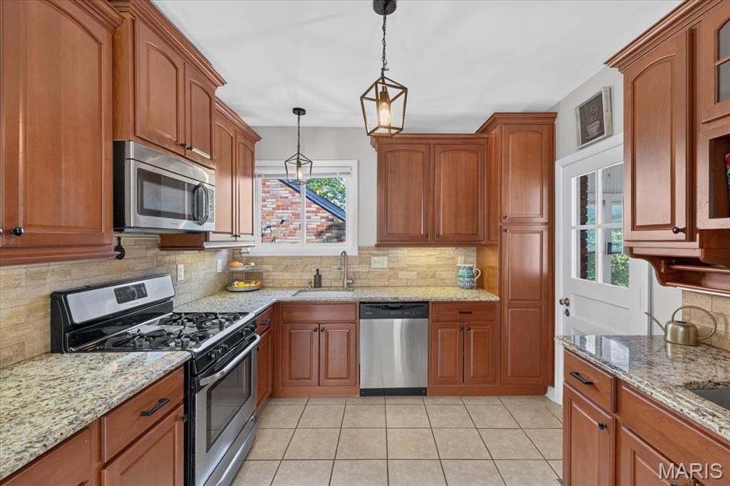 7334 Devonshire Avenue Property Photo 17