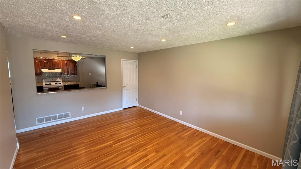 10830 Atterbury Drive Property Photo 2
