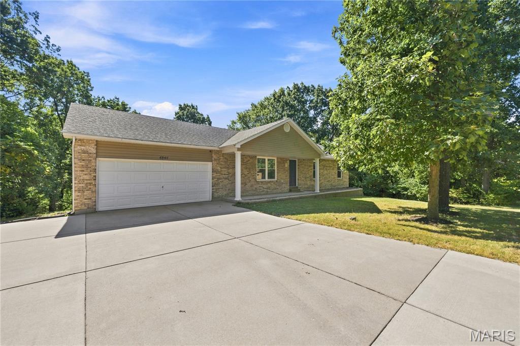 4844 Twin Ridge Road Property Photo 1