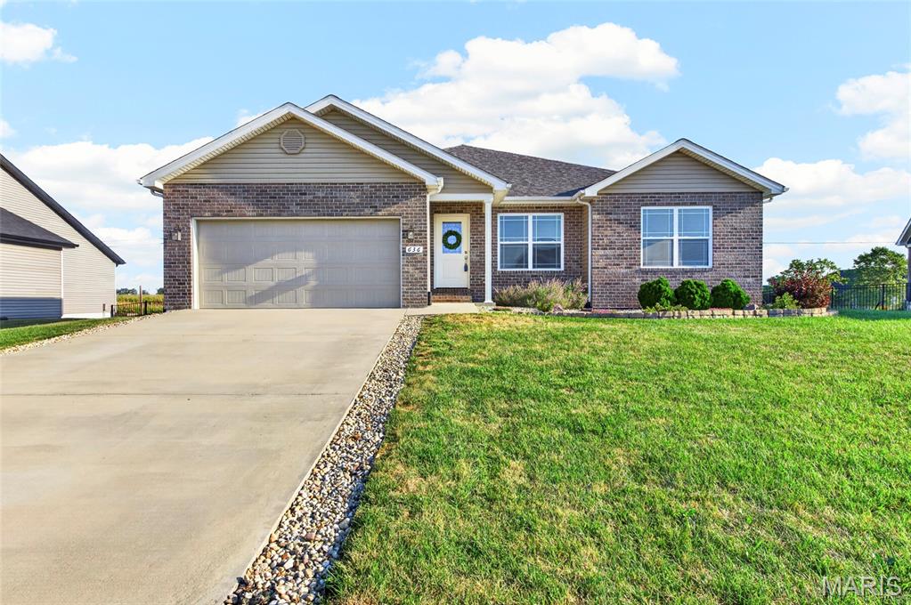 636 Eisenhower Boulevard Property Photo 1