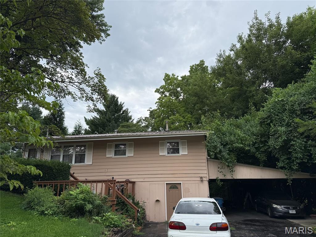 1609 California Avenue Property Photo 1