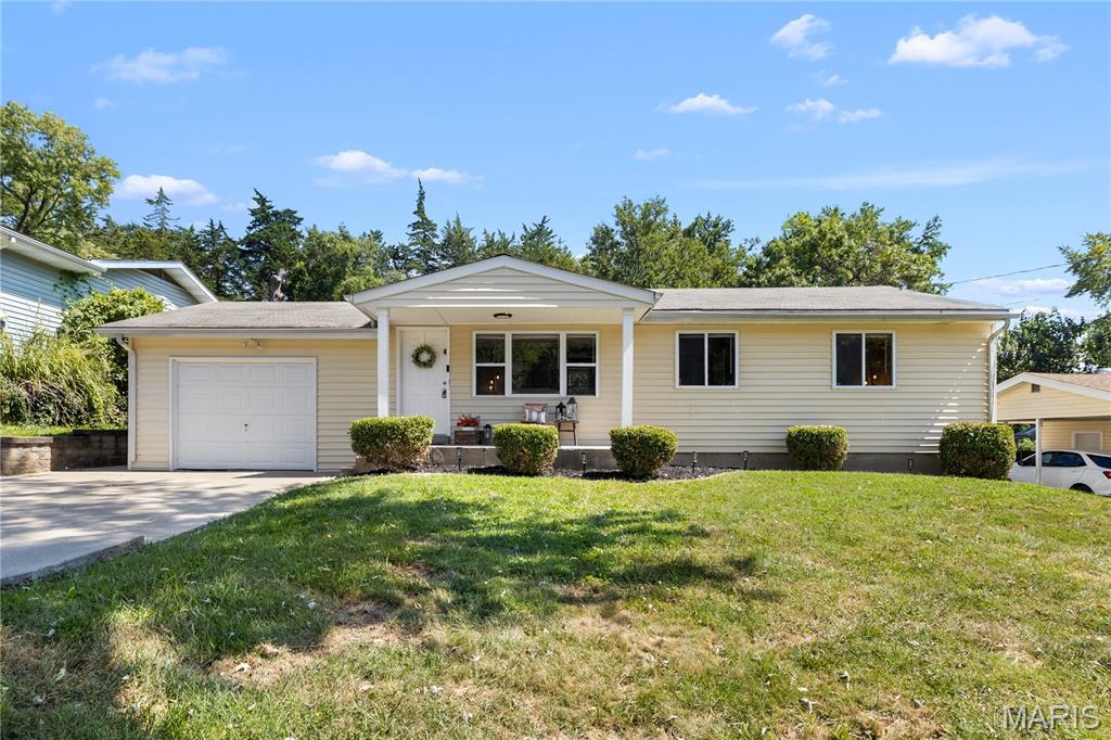10 Valley Road Property Photo 2
