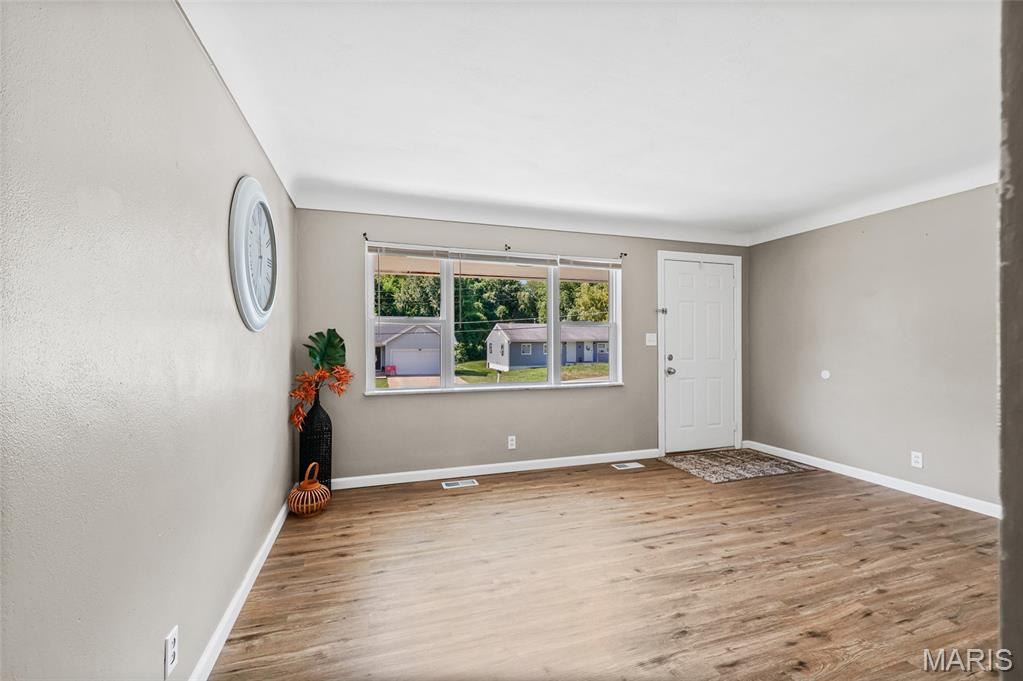 10 Valley Road Property Photo 12