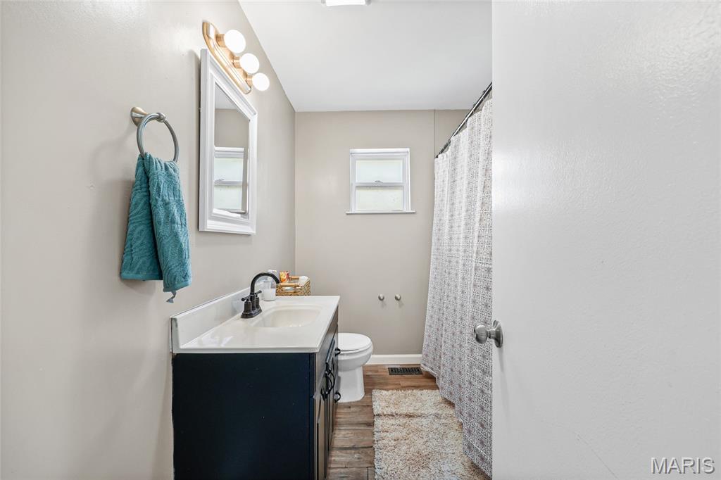 10 Valley Road Property Photo 28