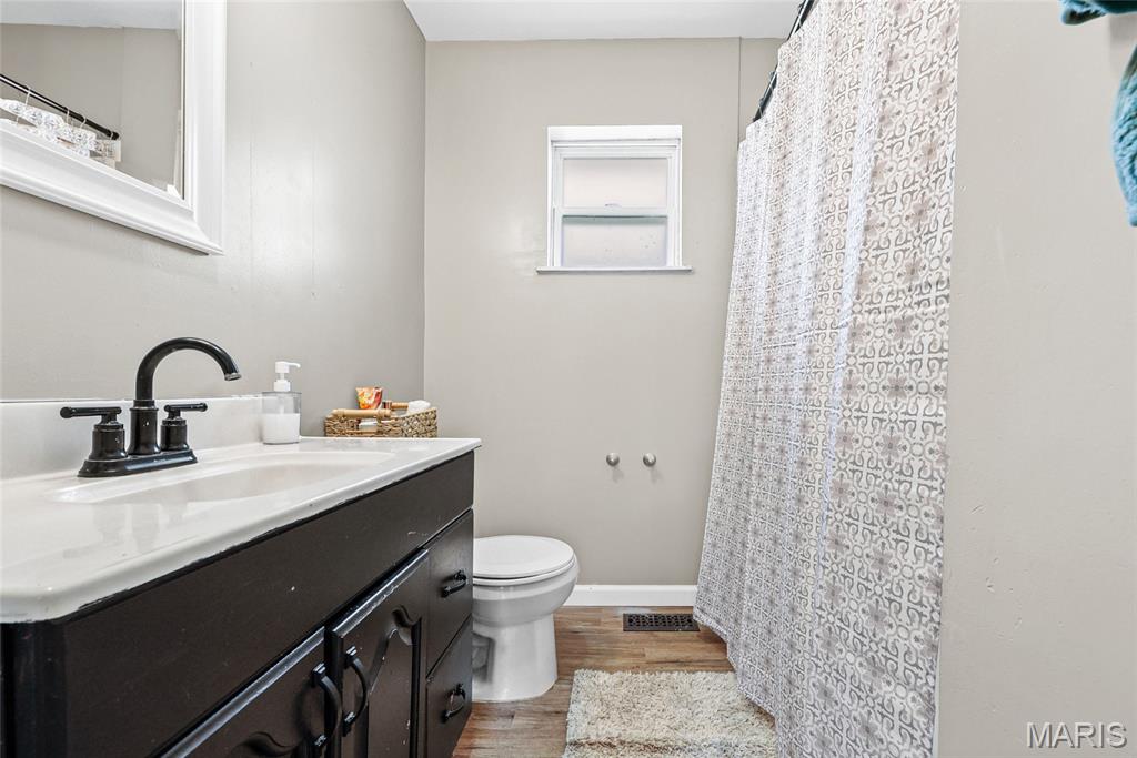 10 Valley Road Property Photo 29