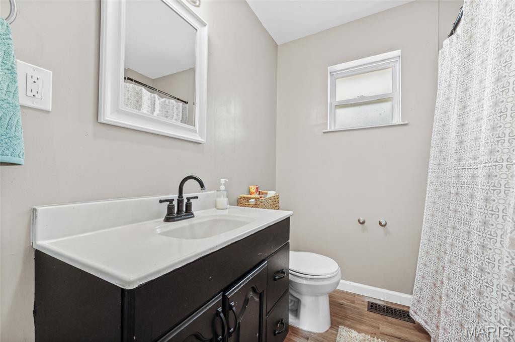 10 Valley Road Property Photo 30