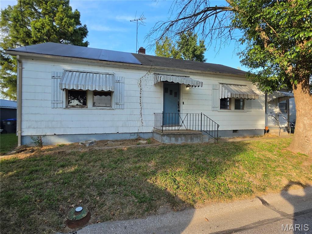 7 2nd Street Property Photo 1