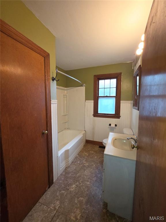 7 2nd Street Property Photo 16