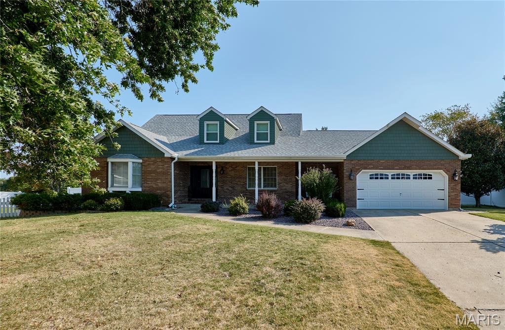 404 Chantilly Court Property Photo 1