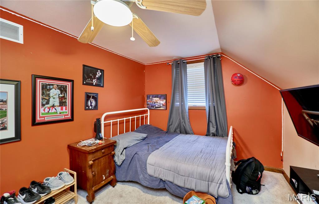 404 Chantilly Court Property Photo 40