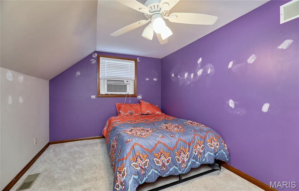 404 Chantilly Court Property Photo 43