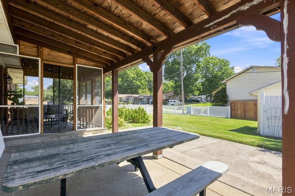 4534 Thicket Drive Property Photo 31