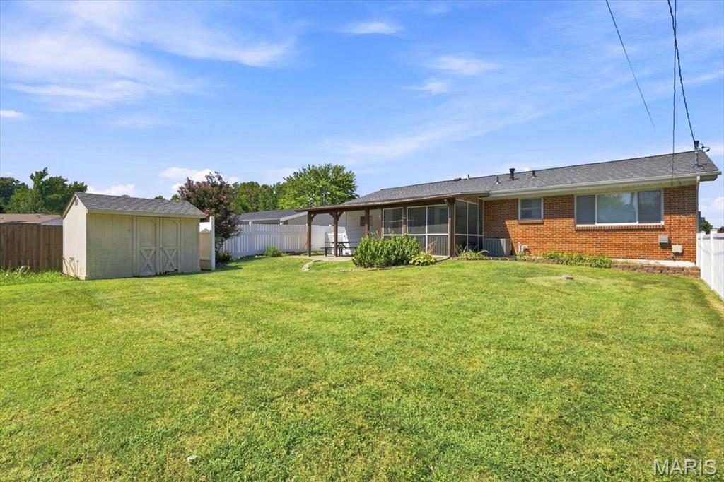 4534 Thicket Drive Property Photo 32