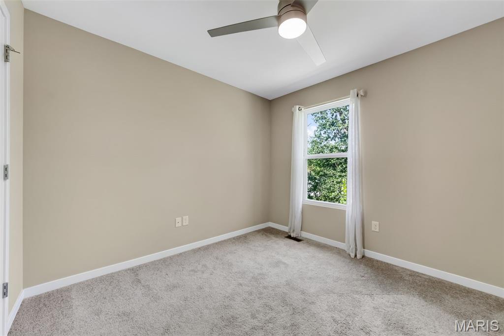 345 Newbridge Way Property Photo 17