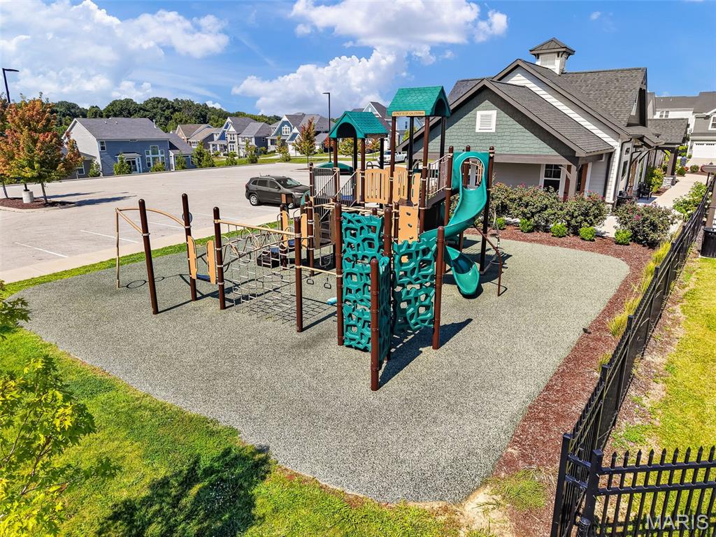 345 Newbridge Way Property Photo 31