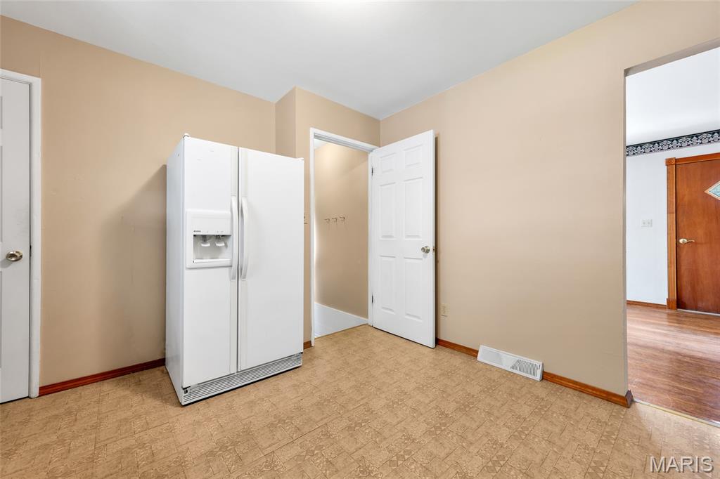 504 Stiening Street Property Photo 10
