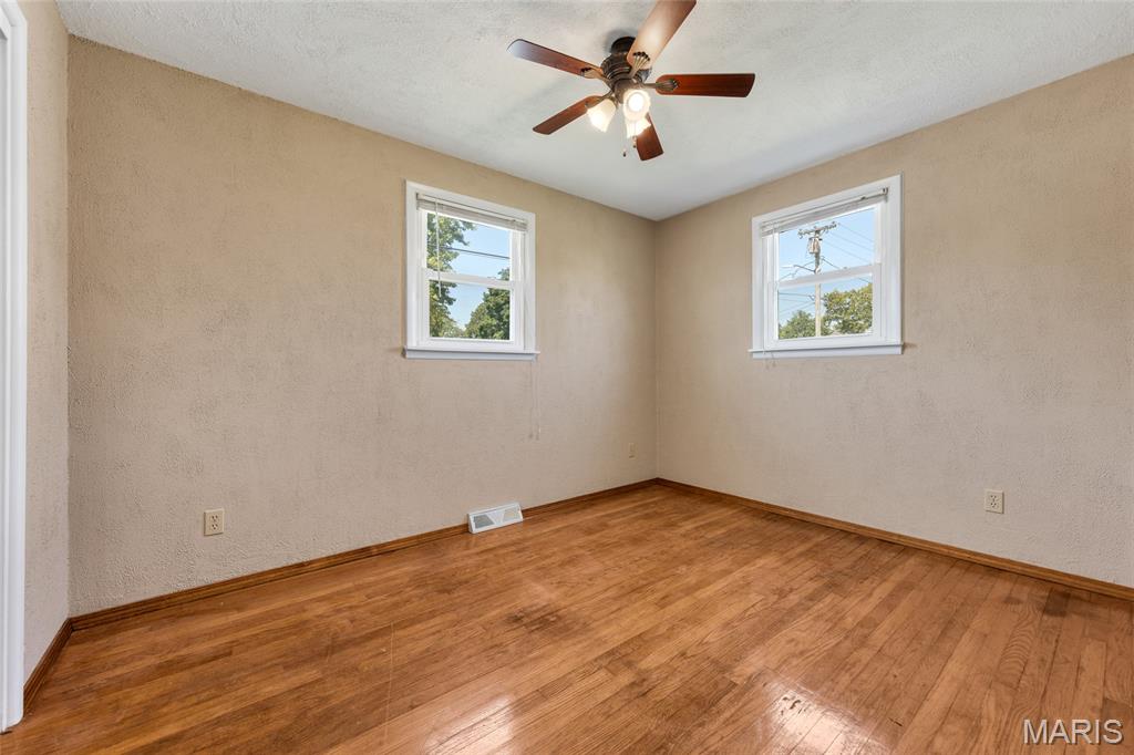 504 Stiening Street Property Photo 16