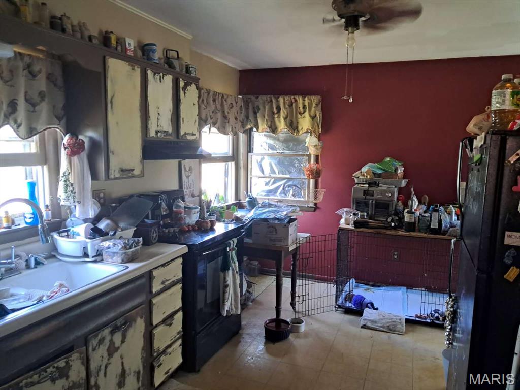 209 E Sunset Drive Property Photo 6
