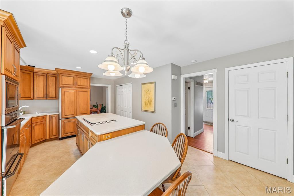 70 Breezeview Drive Property Photo 19