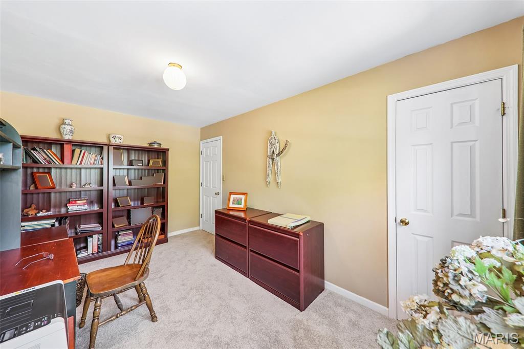 70 Breezeview Drive Property Photo 27