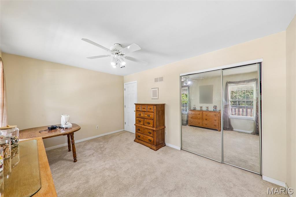 70 Breezeview Drive Property Photo 29