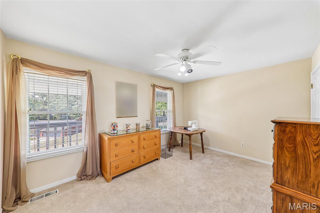 70 Breezeview Drive Property Photo 30