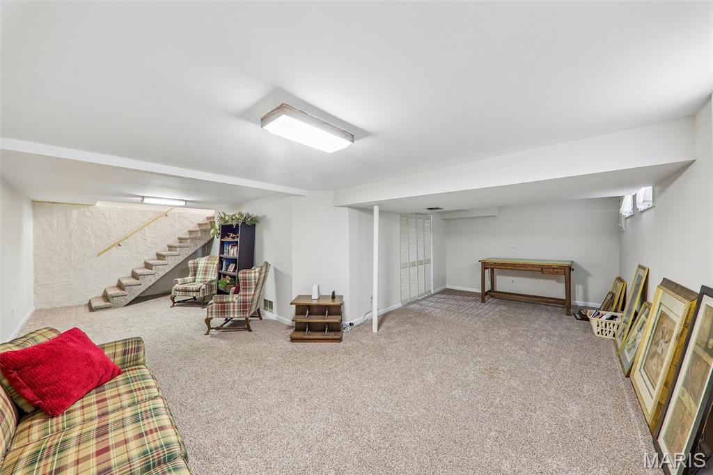 70 Breezeview Drive Property Photo 38