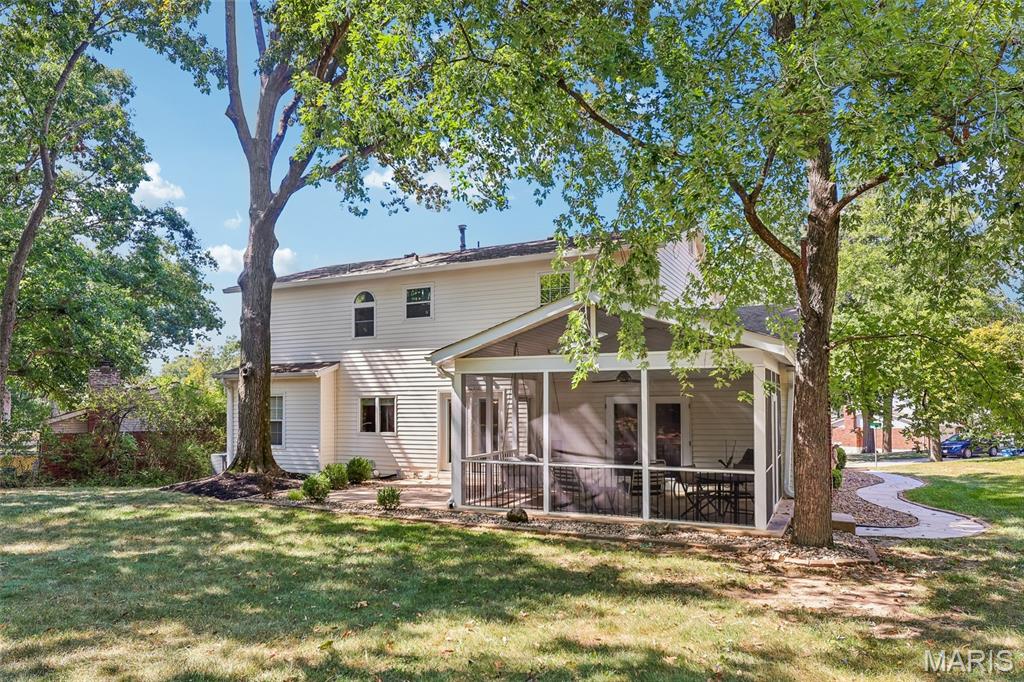 70 Breezeview Drive Property Photo 44