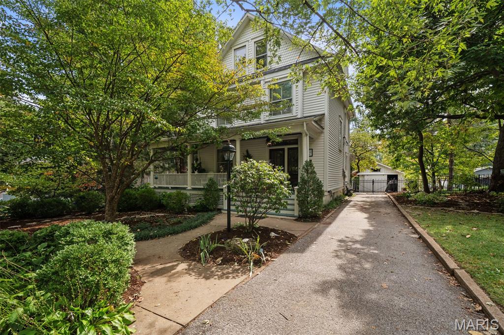 736 Fairview Avenue Property Photo