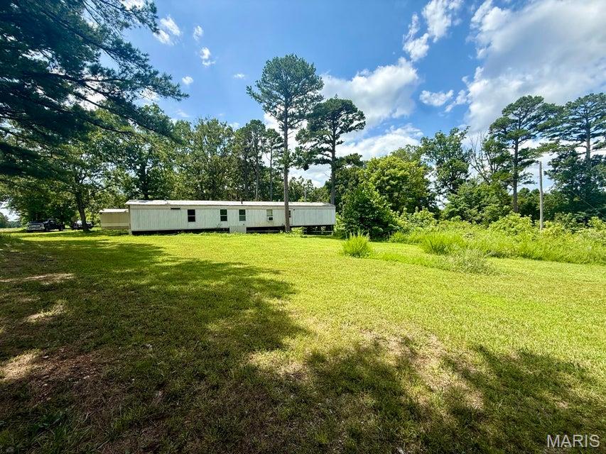 8905 Highway E Property Photo 3