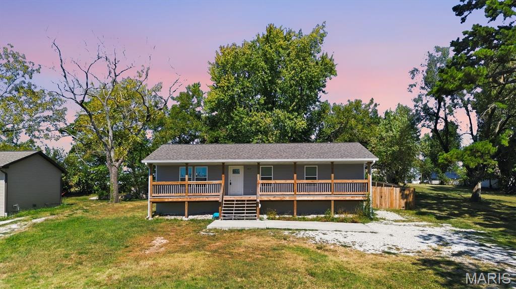 307 S Nettleton Avenue Property Photo 1
