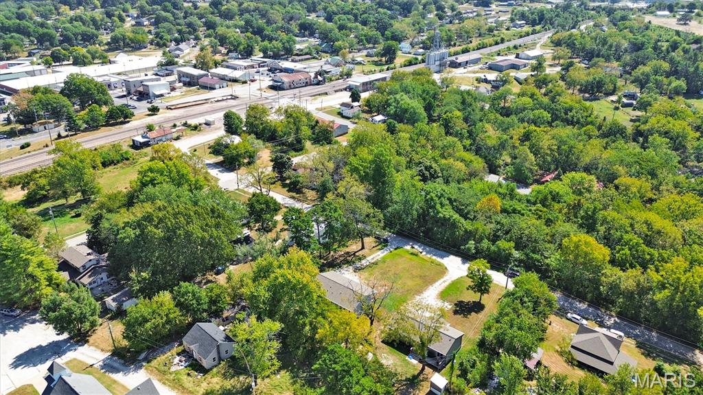 307 S Nettleton Avenue Property Photo 32