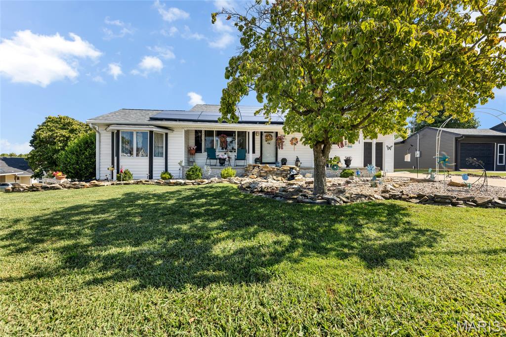 328 Van Zant Street Property Photo 1