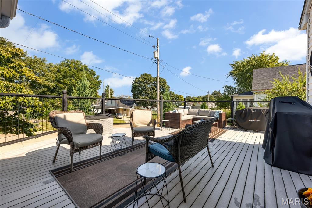 328 Van Zant Street Property Photo 11