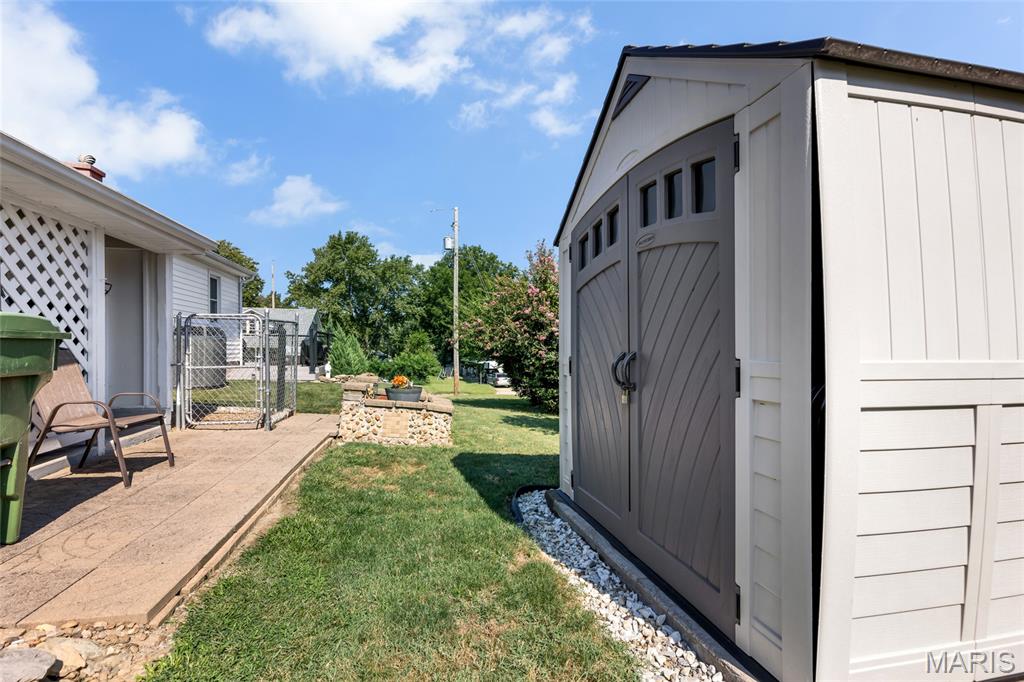 328 Van Zant Street Property Photo 16