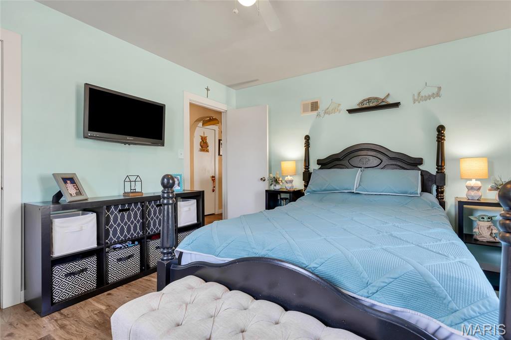328 Van Zant Street Property Photo 29