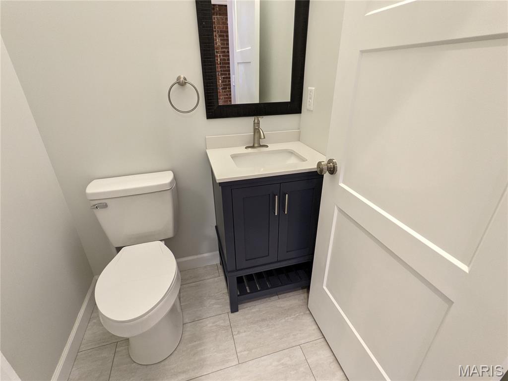 2206 Blendon Place Property Photo 12